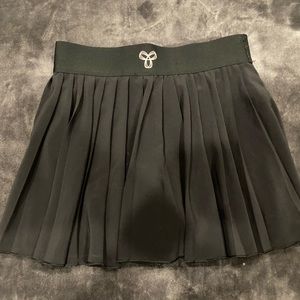 COPY - XS TNA TENNIS SKIRT 10/10